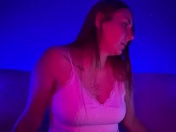 ninaglow_ from Chaturbate
