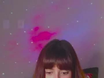 ninapellegrini17 from Chaturbate