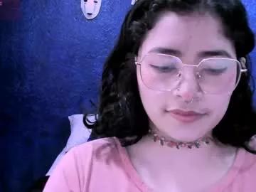 ninayellow from Chaturbate