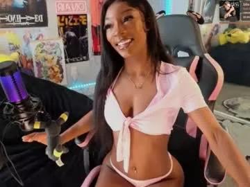 niviawolfe from Chaturbate