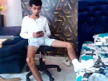 noah_the_kingmaster from Chaturbate is Freechat