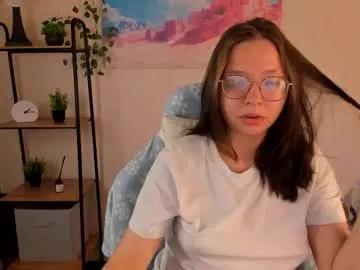 noora_moore from Chaturbate
