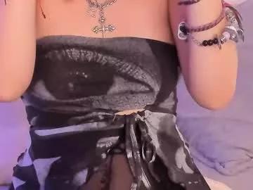 nyssawood from Chaturbate