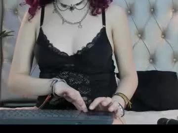 nyssawoodd from Chaturbate
