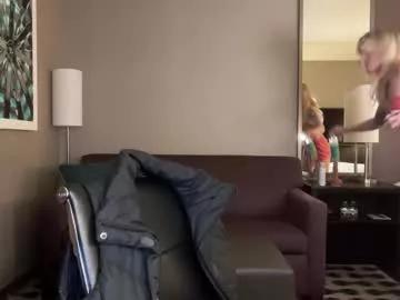 officiallyonlytams from Chaturbate