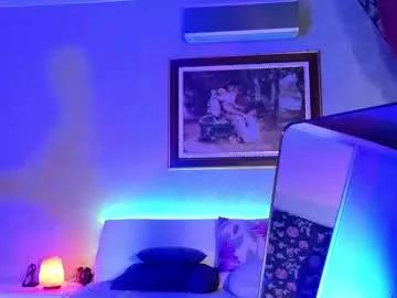 okii_vibes from Chaturbate