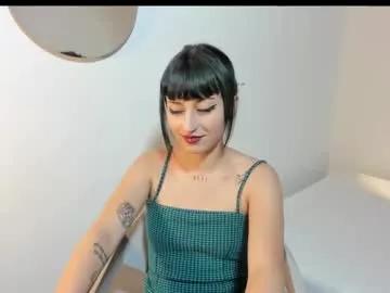 Photos of oliviawolf3 from Chaturbate is Freechat