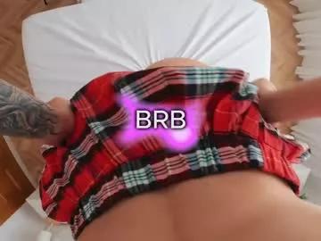 oooops__ from Chaturbate