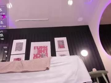 paiigepeach from Chaturbate
