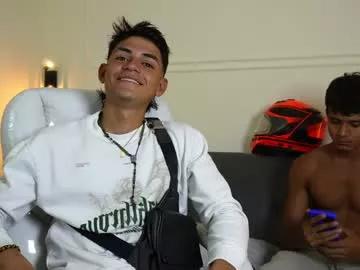 paradise_boy_s from Chaturbate