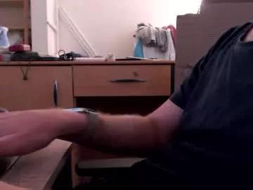 paranoiid from Chaturbate