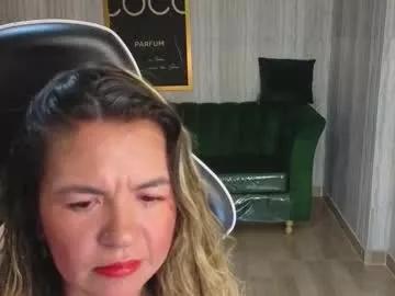 paula_lorens_t from Chaturbate is Freechat