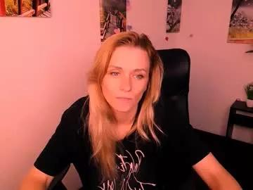 peppymia from Chaturbate