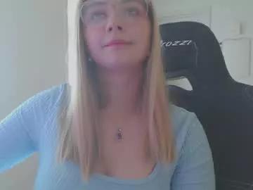 petalkiss from Chaturbate is Freechat