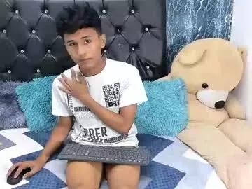 peter_xxxs from Chaturbate