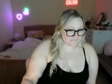 piggyrose from Chaturbate