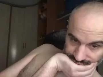 pollito1985 from Chaturbate