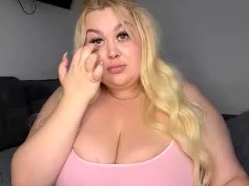 polly_cuteee from Chaturbate