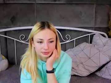 polly_milles from Chaturbate