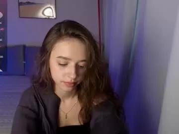 poopl_19 from Chaturbate