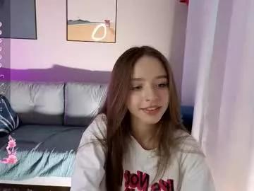 poopl_19 from Chaturbate