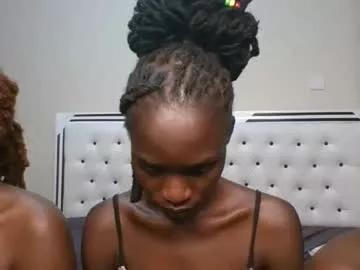 Pretty_midnight_desire webcams show profile image 