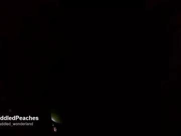 puddled_wonderland from Chaturbate