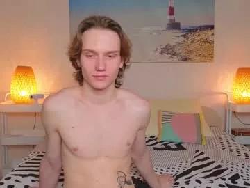 pupsenish from Chaturbate