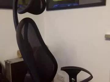 pussylickersucks77 from Chaturbate