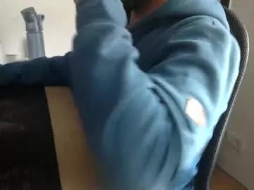 pussylickersucks77 from Chaturbate