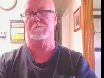 pussylover1365 from Chaturbate