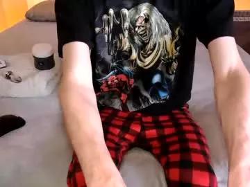 pussylover2182 from Chaturbate