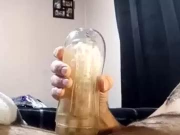 pussyluver420kik909587 from Chaturbate