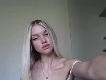 qeeensgambit from Chaturbate