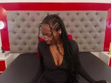 qeen_blackk from Chaturbate