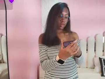 qeen_blackk from Chaturbate