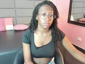 qeen_blackk from Chaturbate