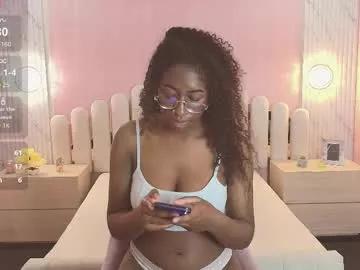 qeen_blackk from Chaturbate