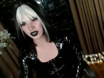 queen_kendalx19 from Chaturbate