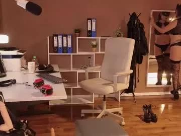 queen_manifest from Chaturbate is Freechat