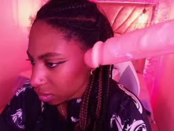 queen_perla_ from Chaturbate