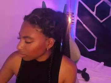 queen_perla_ from Chaturbate