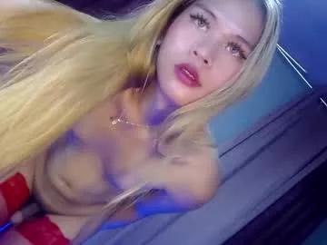queena10 from Chaturbate