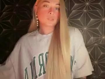 queenarthalia from Chaturbate