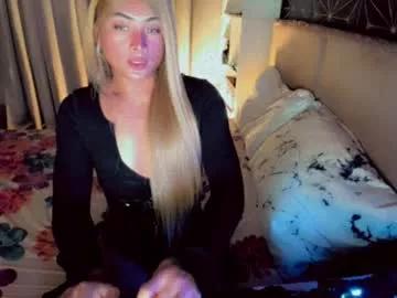 queenarthalia from Chaturbate