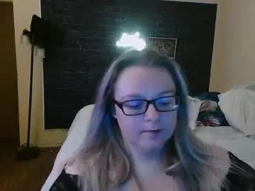 queenb9876 from Chaturbate