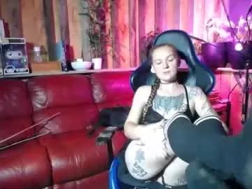queenfrostbitten from Chaturbate