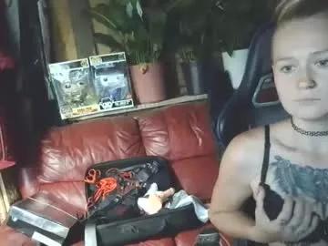 Queenfrostbitten webcams show profile image 