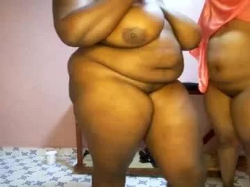 queenkiah from Chaturbate