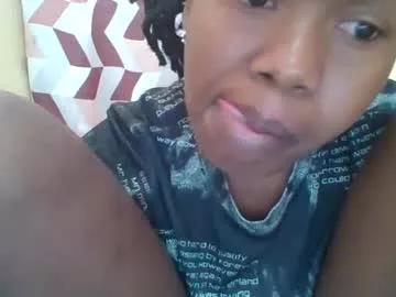 queenleona61 from Chaturbate